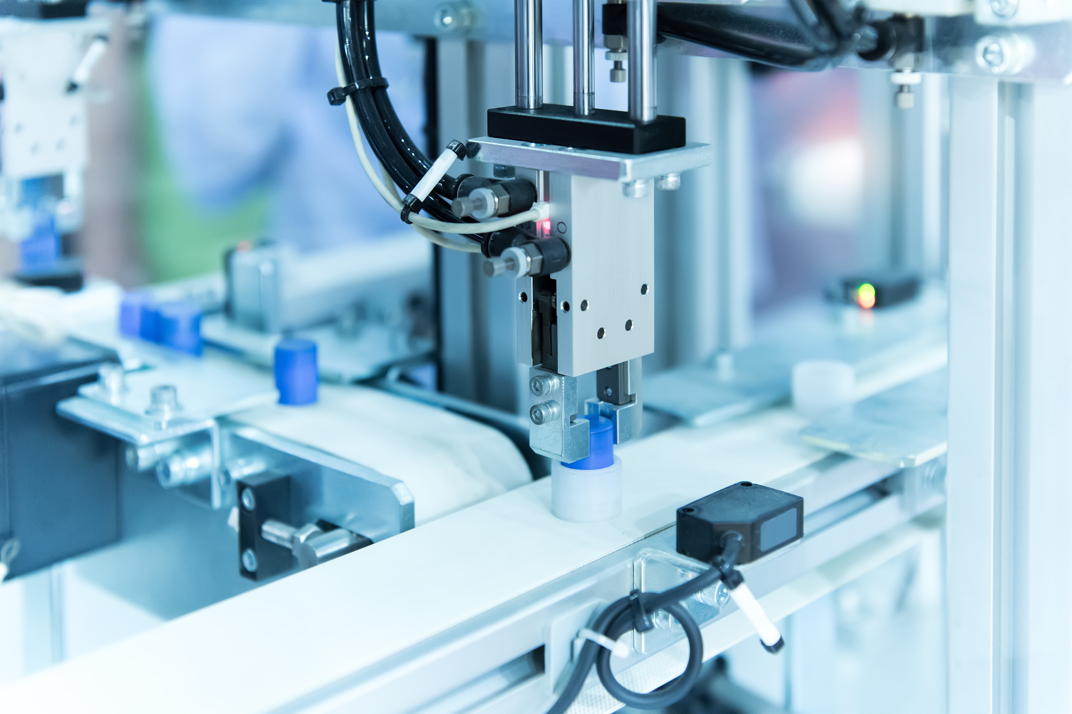 Elimine gargalos de produção com a automação de máquinas