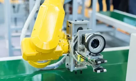 Como o sistema de visão artificial reduz o desperdício na indústria de bens de consumo