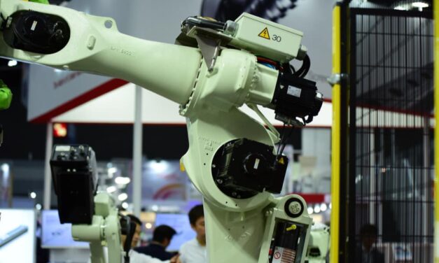 Fabricante de braço robótico: como escolher o parceiro ideal para sua automação industrial